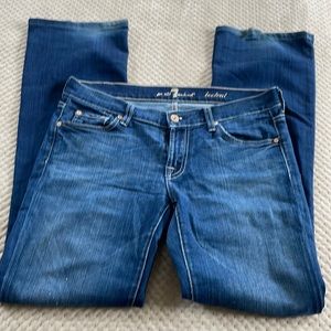 7 for all mankind bootcut Jean size 29